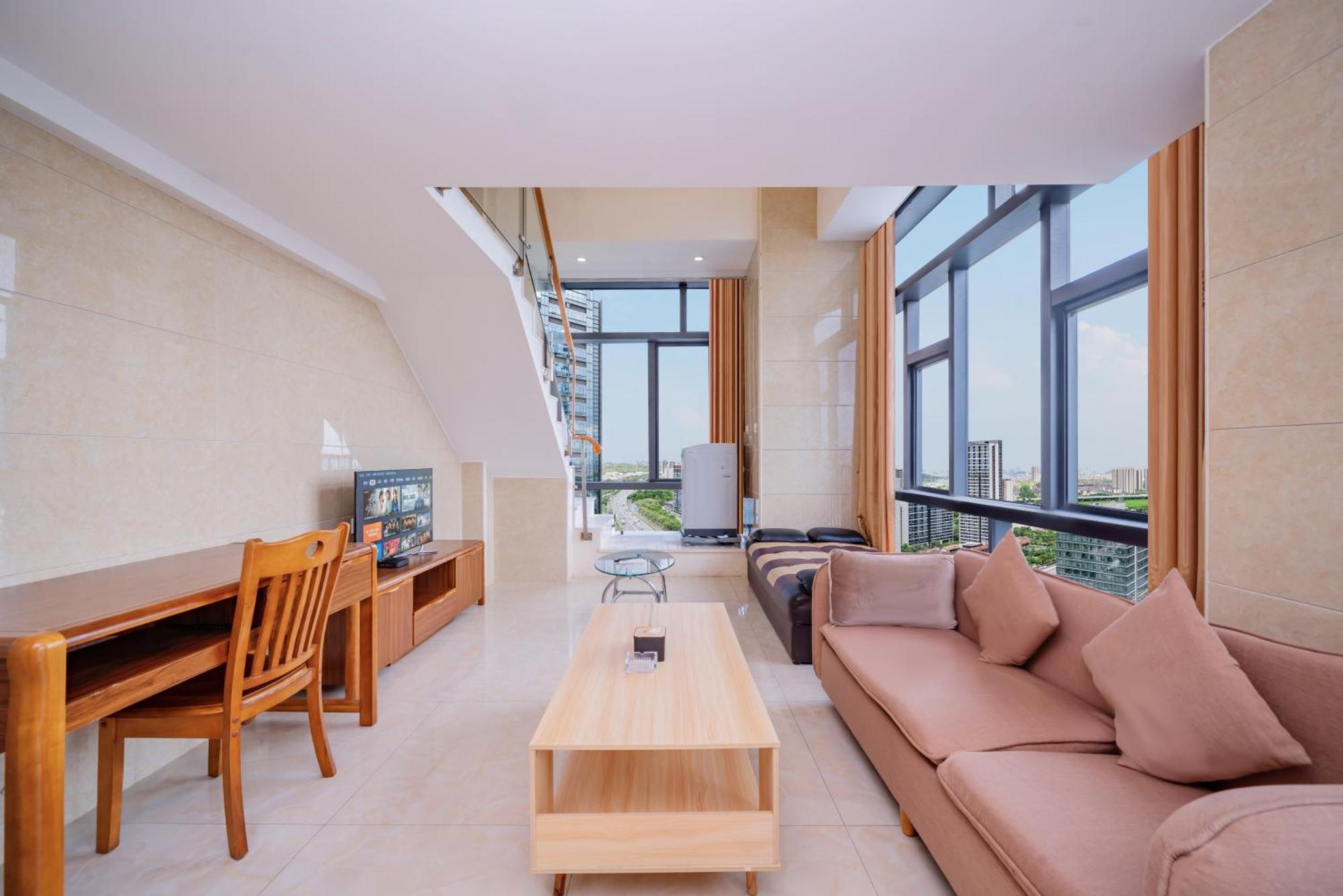 April Fair Duplex Apartment Guangzhou South Railway Station Ao Yuan Yue Shi Dai Branch 외부 사진