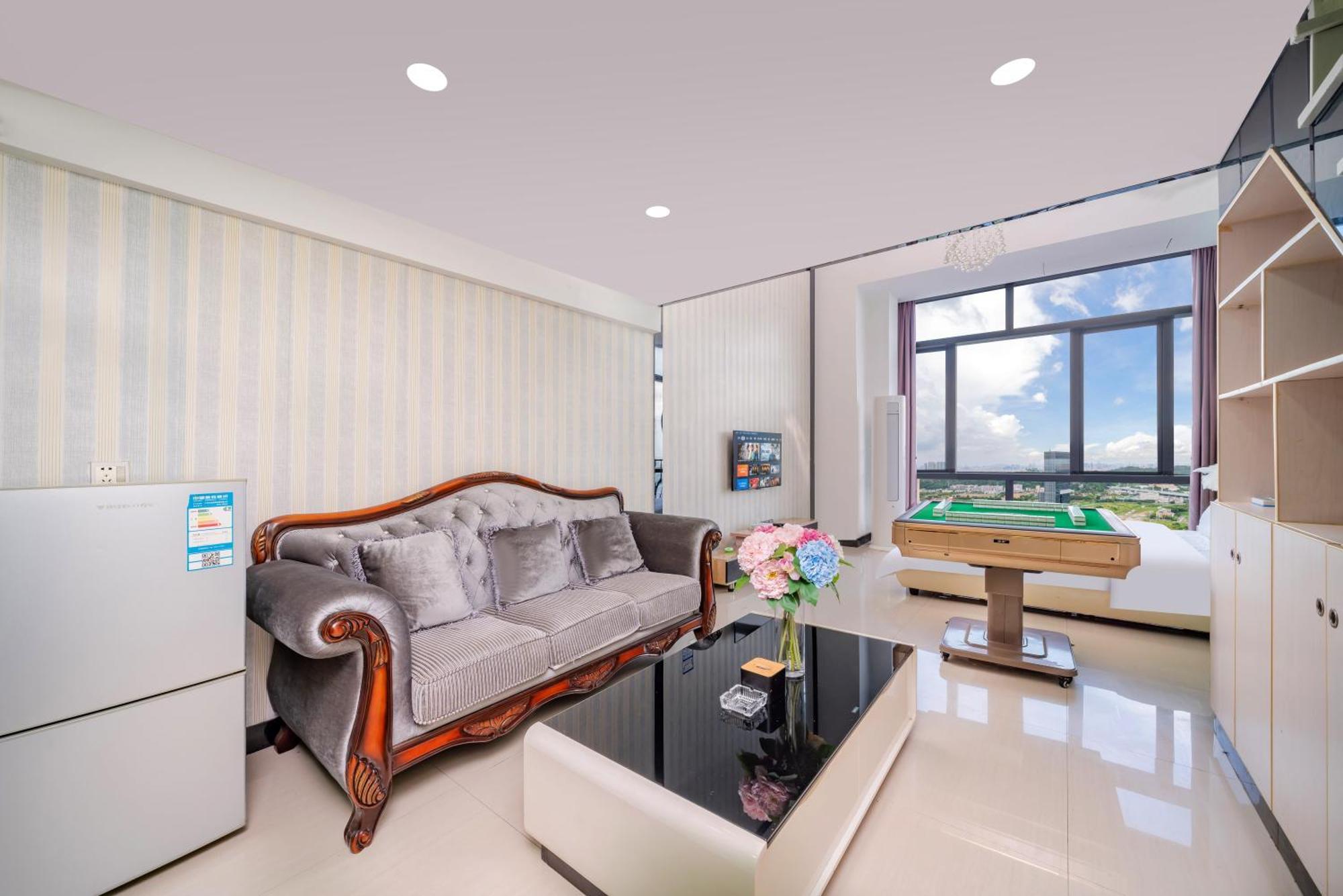 April Fair Duplex Apartment Guangzhou South Railway Station Ao Yuan Yue Shi Dai Branch 외부 사진